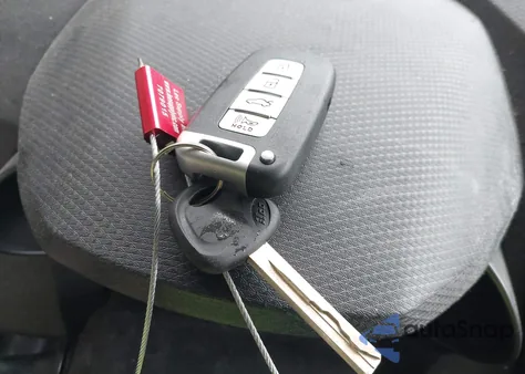 2014 Hyundai Veloster Turbo W/Black from USA, damaged, VIN KMHTC6AE1EU201371